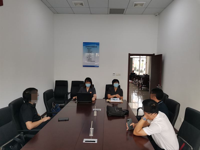 2021.9民一庭赴龙阳街巡回审判点组织调解2_副本.jpg